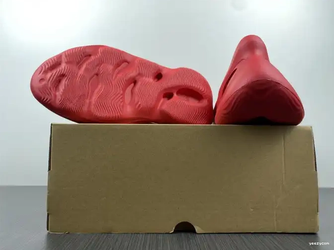 CW3355 Adidas Red Foam Yeezy 0505